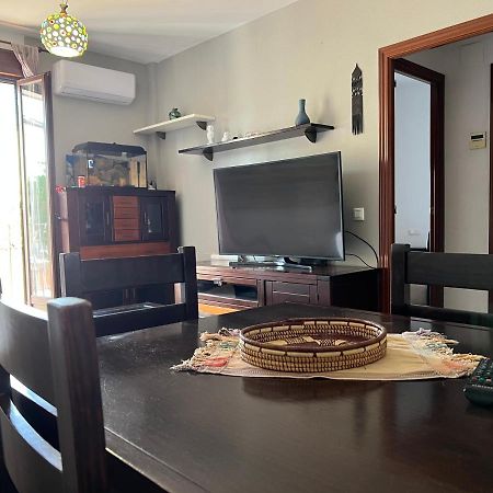 Huerto Apartment Lucena Luaran gambar