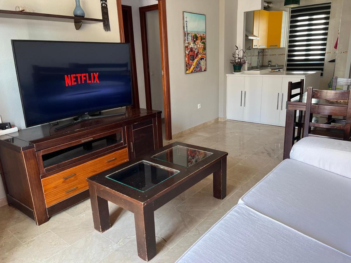 Huerto Apartment Lucena Luaran gambar